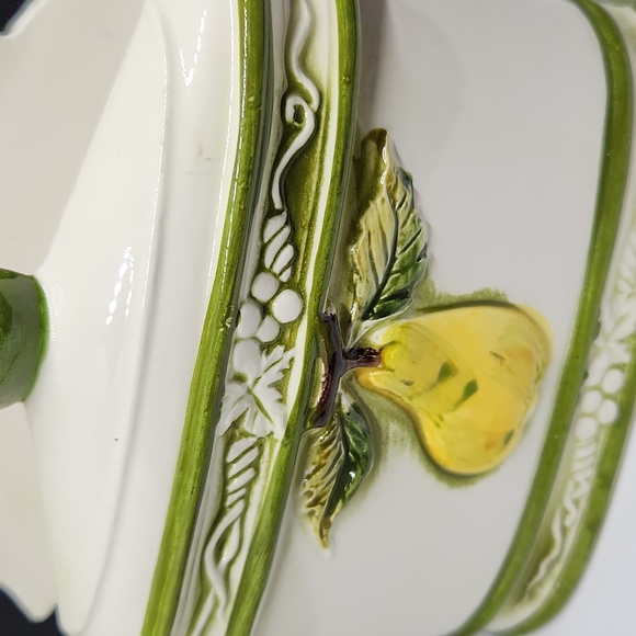 Hand Painted Ceramic Fruit Napkin Holder - Picture 8 of 10